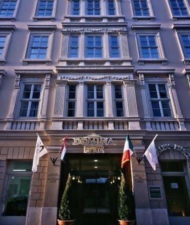 Domina Inn Fiesta - Budapest Exterior photo